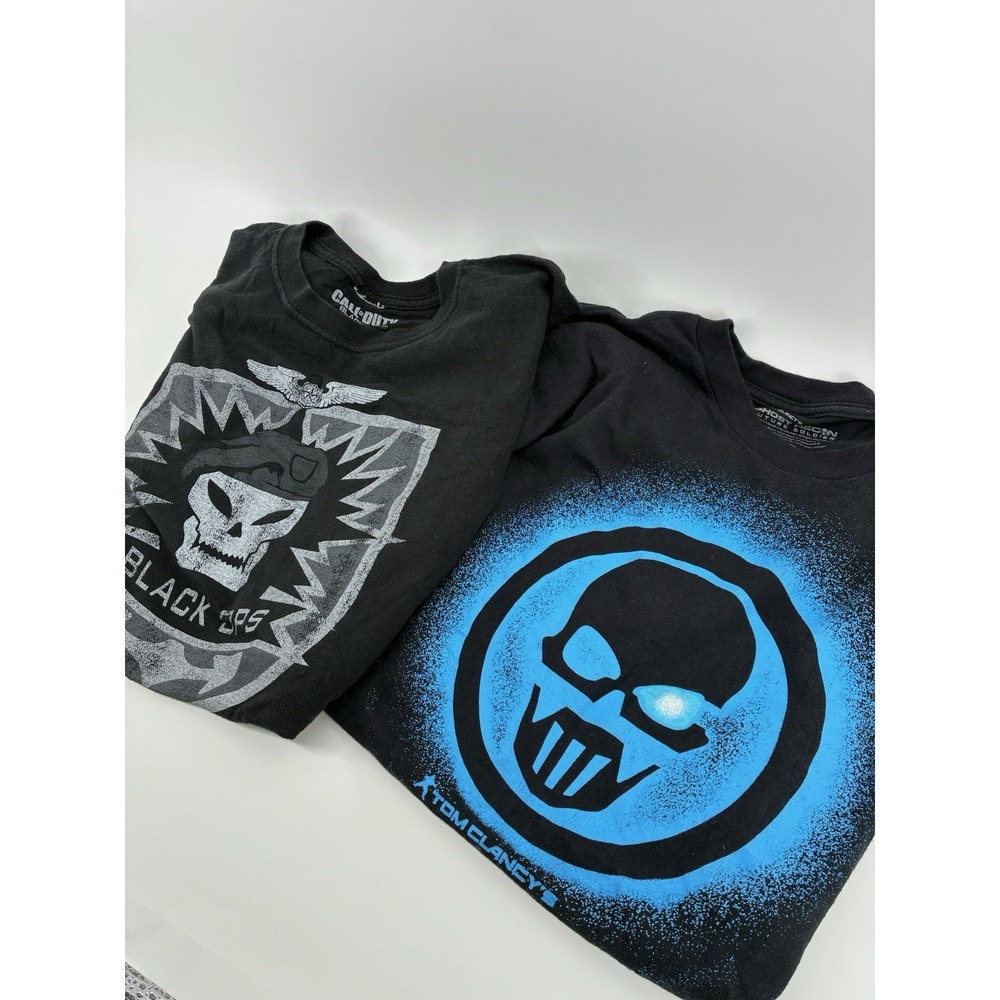 Lot Of 2 VNTG‎ Y2K Call Of Duty Black Ops Shirt Size 2XL Gamestop Skull Logo Tee